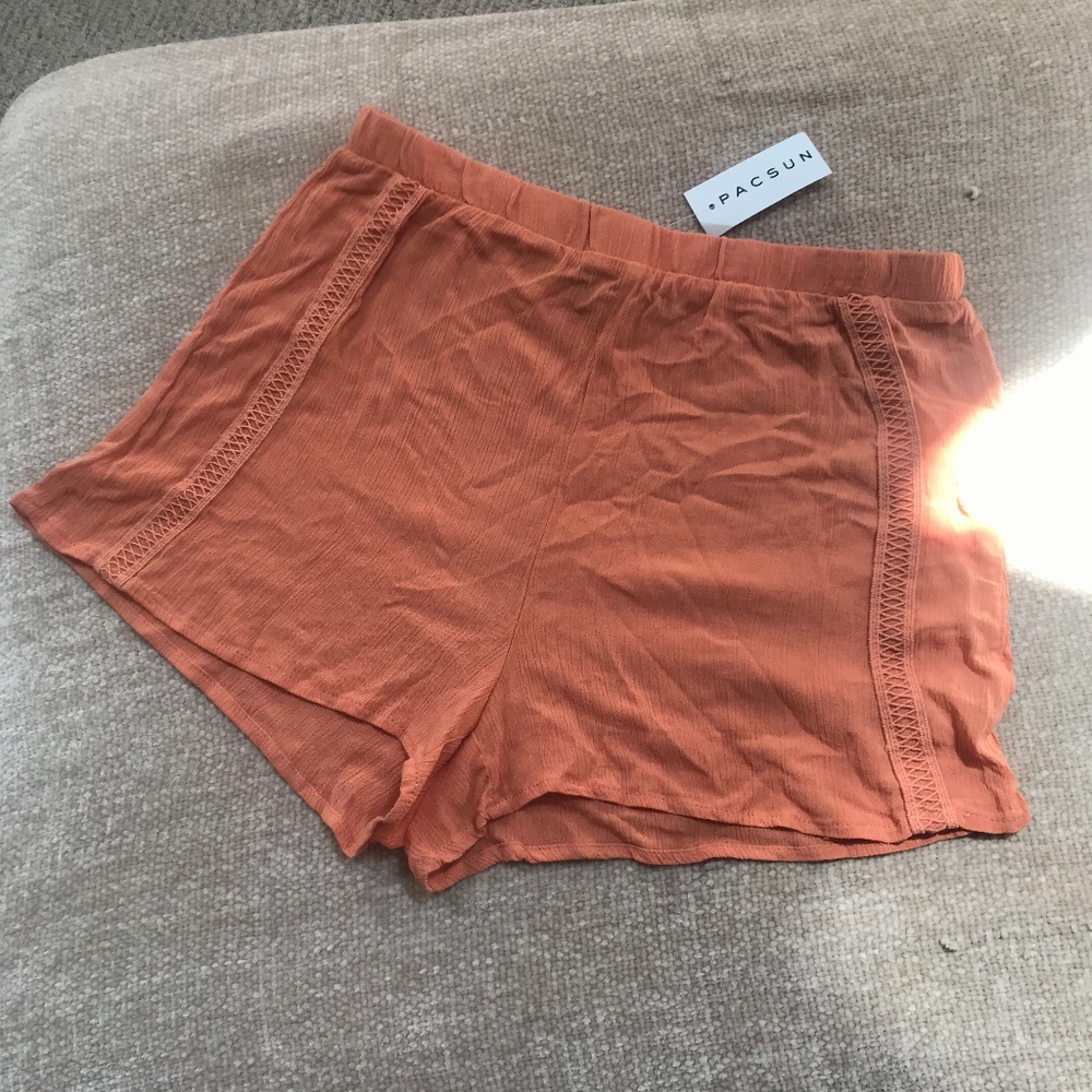 Kendall x Kylie Oragne short